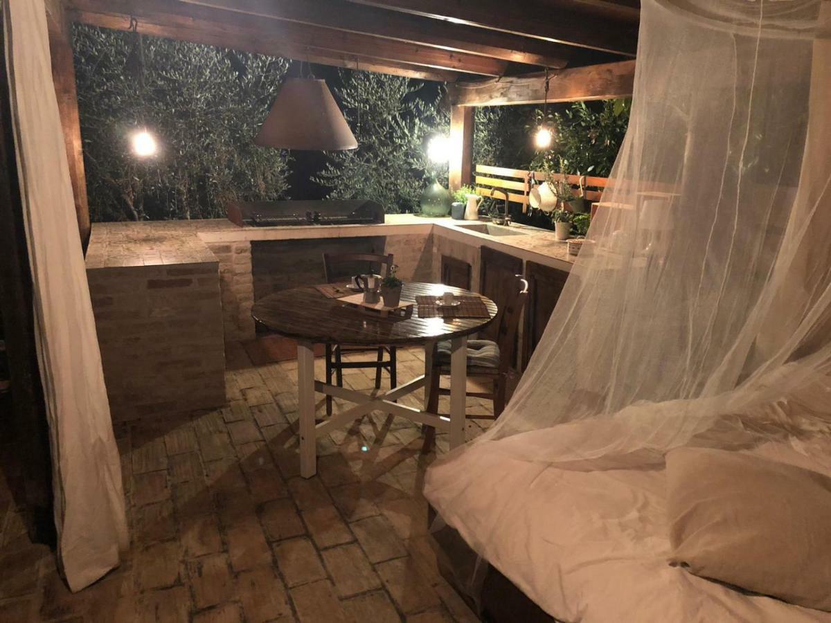 La Vigna Countrybnb Montottone Exteriör bild